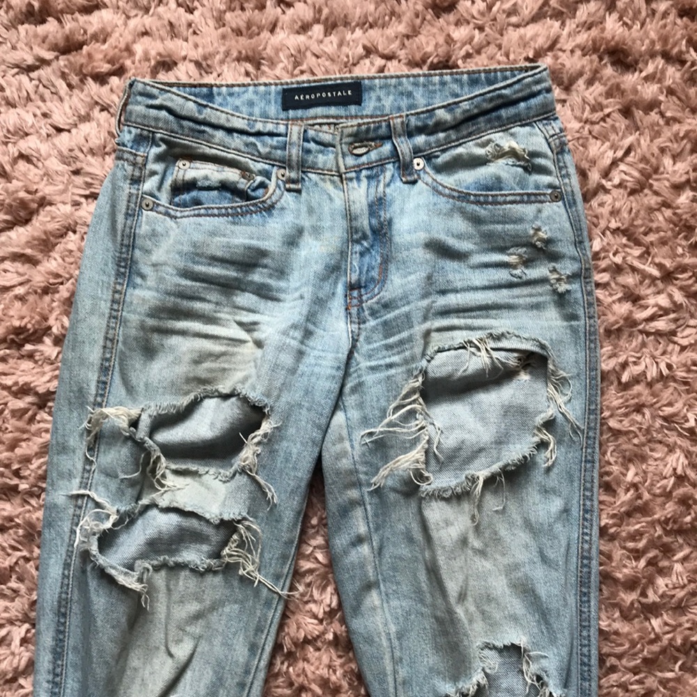 super cute ripped boyfriend jeans!!!